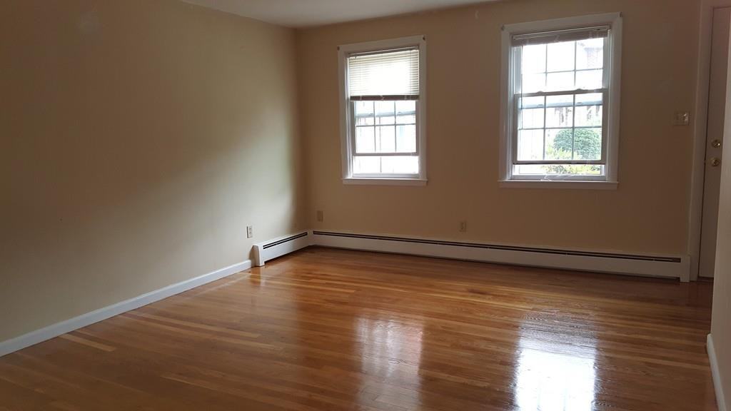 33 Patty Ln #33 - Photo 3 of 8