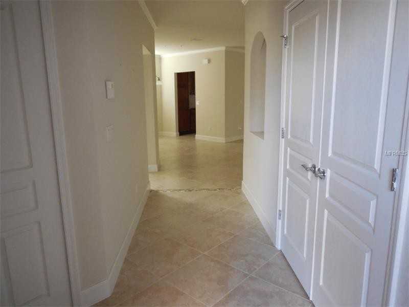 8362 Bella Tierra Ct - Photo 3 of 25