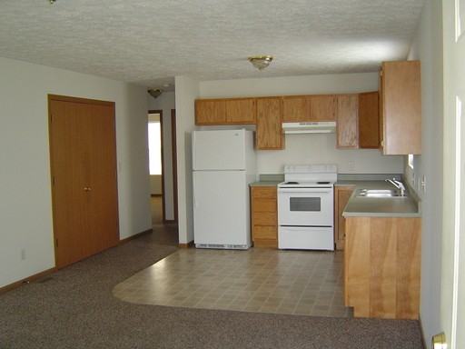 669 N 25th St - Photo 2 of 6