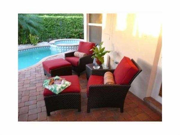 7725 Montecito Pl - Photo 3 of 6