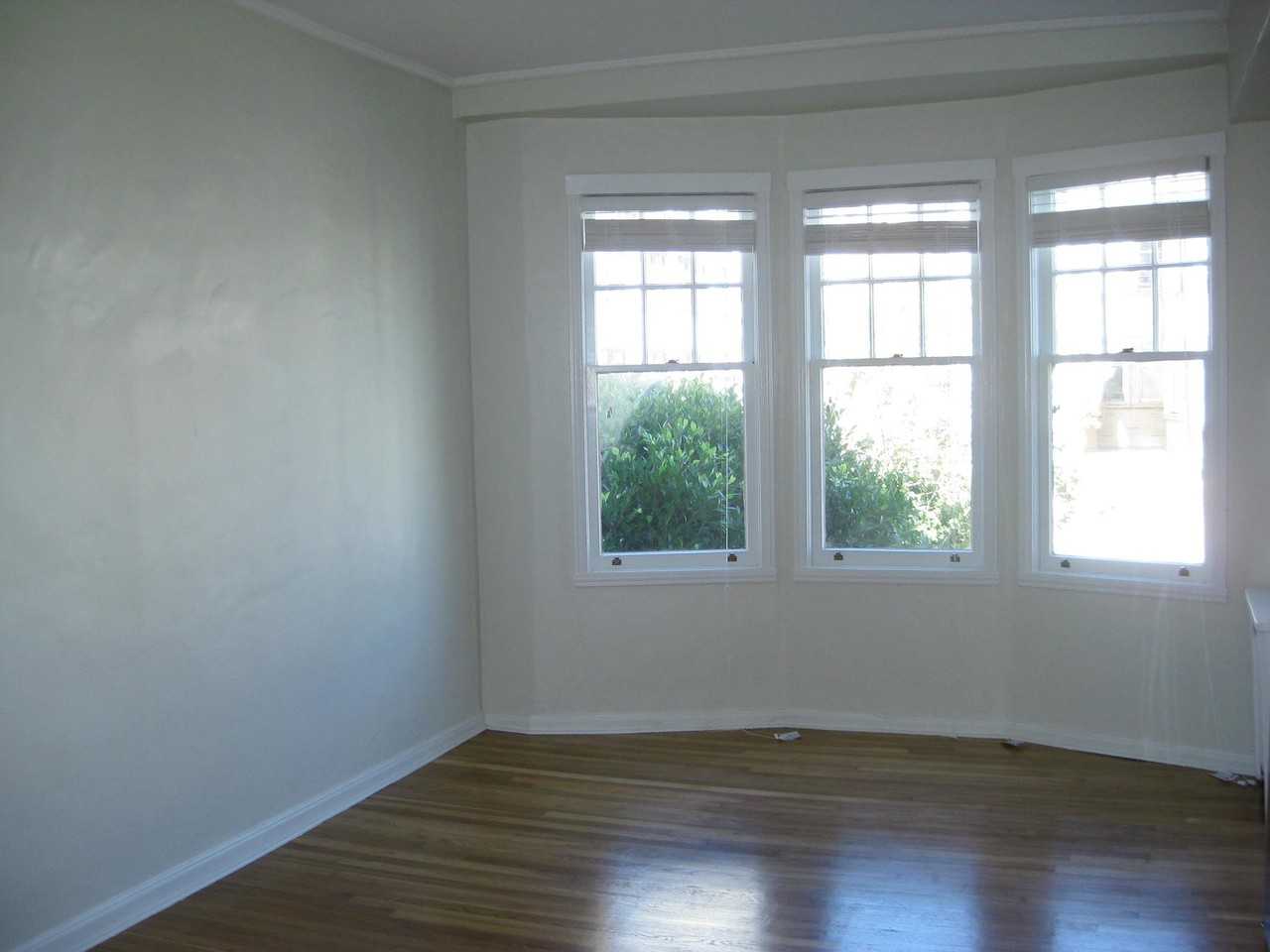 845 California St #202 - Photo 3 of 6