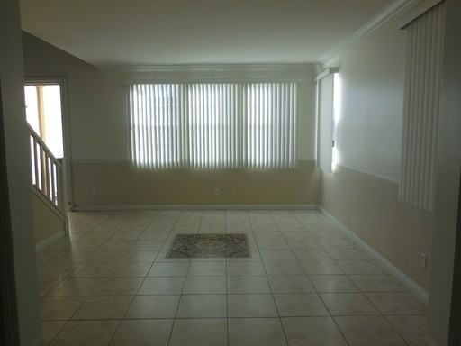 1249 W Avenue H 6 - Photo 2 of 15