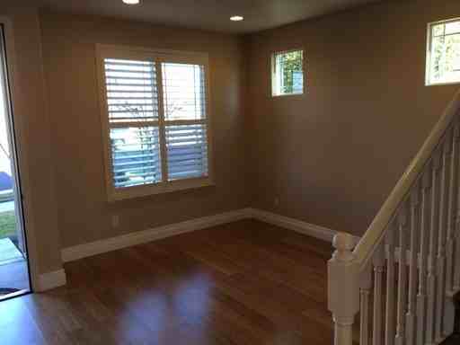 825 Castaic Ct - Photo 3 of 18