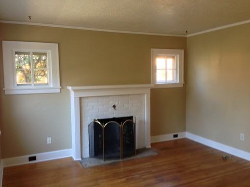 2546 NE 32nd Ave - Photo 3 of 18