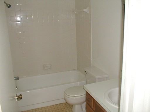 2682 Rachel Ct - Photo 2 of 8