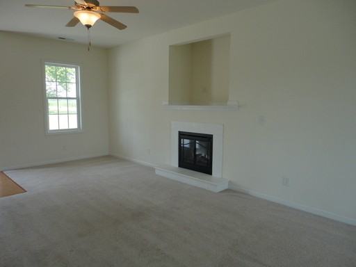 815 Haw Branch Rd - Photo 2 of 11