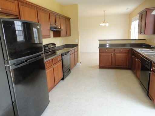 815 Haw Branch Rd - Photo 3 of 11