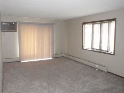 2561 Alabama Ave S - Photo 3 of 3