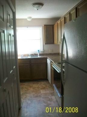 212 Bracken Ct - Photo 3 of 7