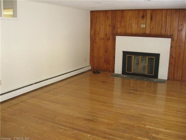14 Highland Terrace - Photo 3 of 7