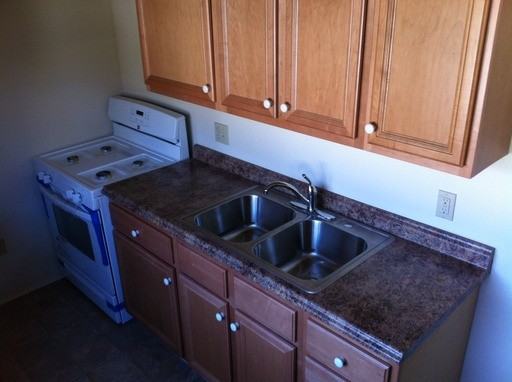 1620 San Gabriel St - Photo 3 of 4