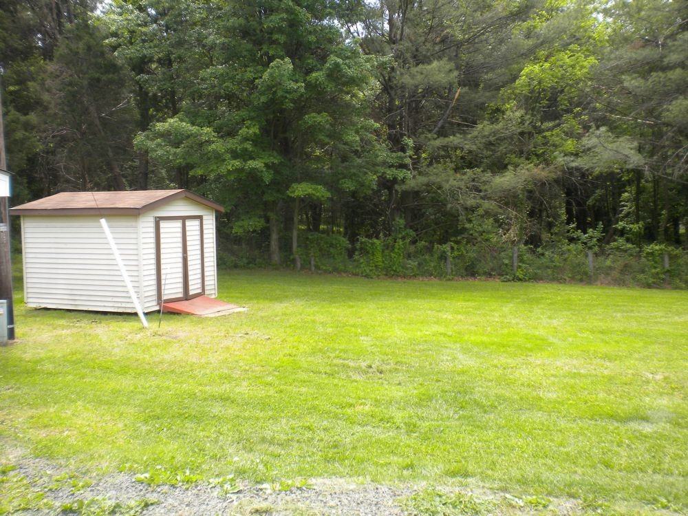 6712 Breezy Dr - Photo 2 of 8