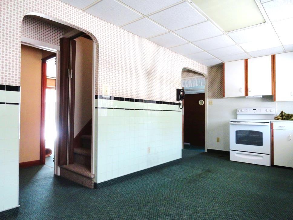 115 Lancaster Ave - Photo 3 of 15