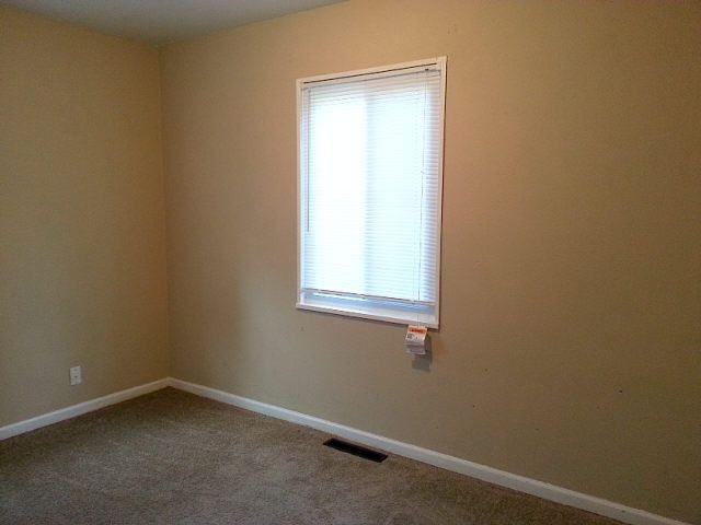 5230 N Bales Ave - Photo 3 of 9