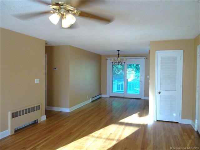 149 Cole Ln - Photo 3 of 16