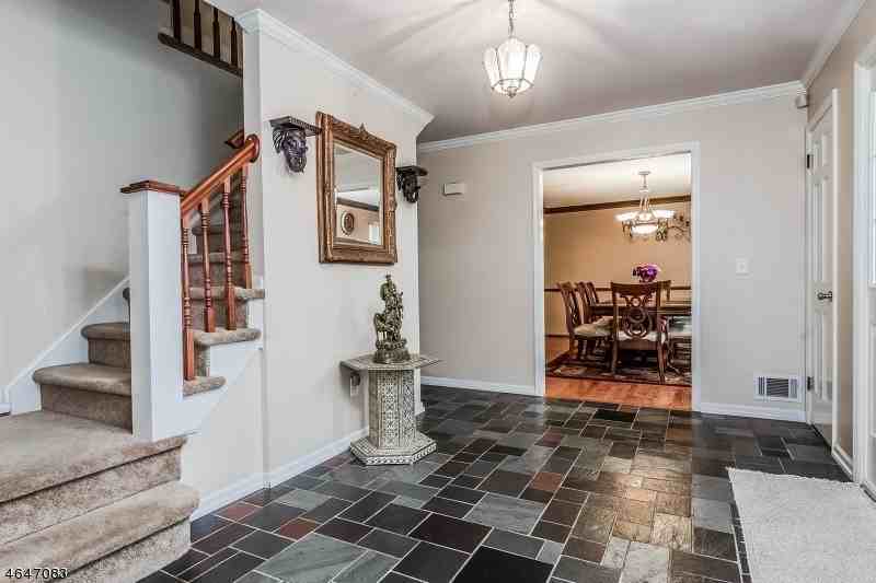 1 Pleasant View Way - Photo 3 of 25
