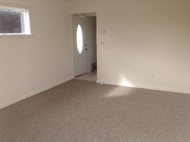 3611 Bayview St 2 - Photo 2 of 10