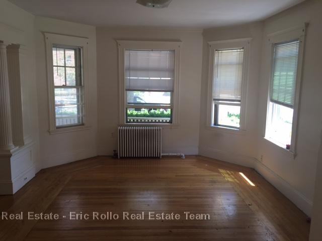 286 Arlington St #1 - Photo 3 of 10