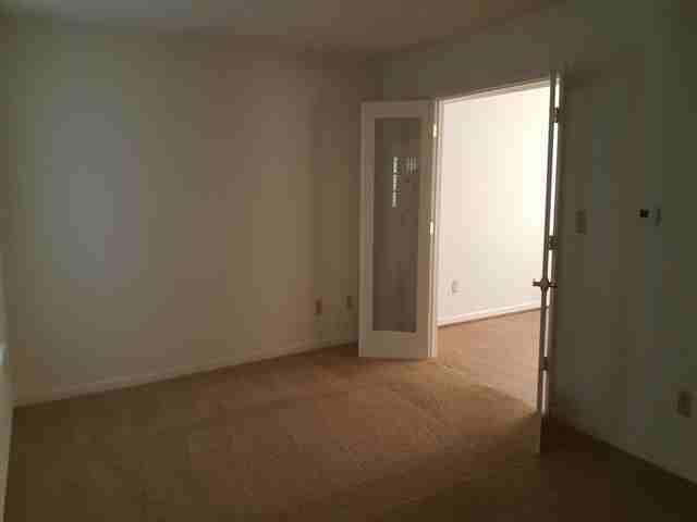 301 Wales Ct - Photo 2 of 17