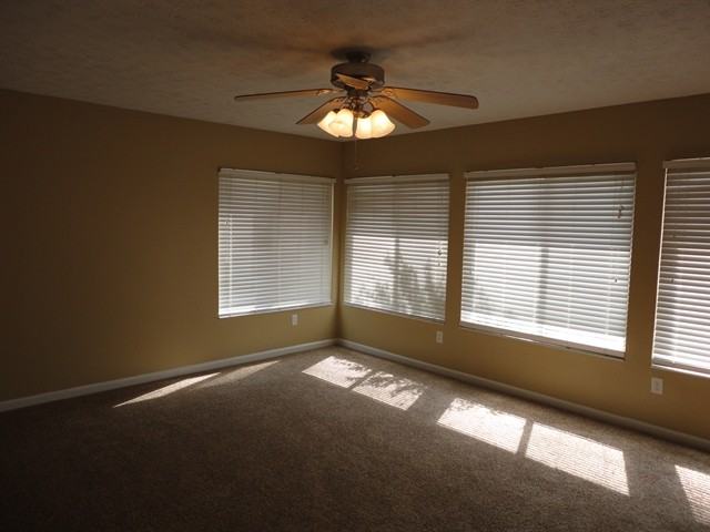 9909 Olde Park Dr - Photo 3 of 10