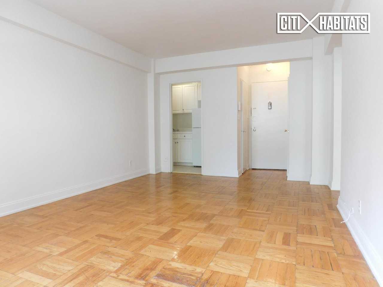 E 39th St #3B