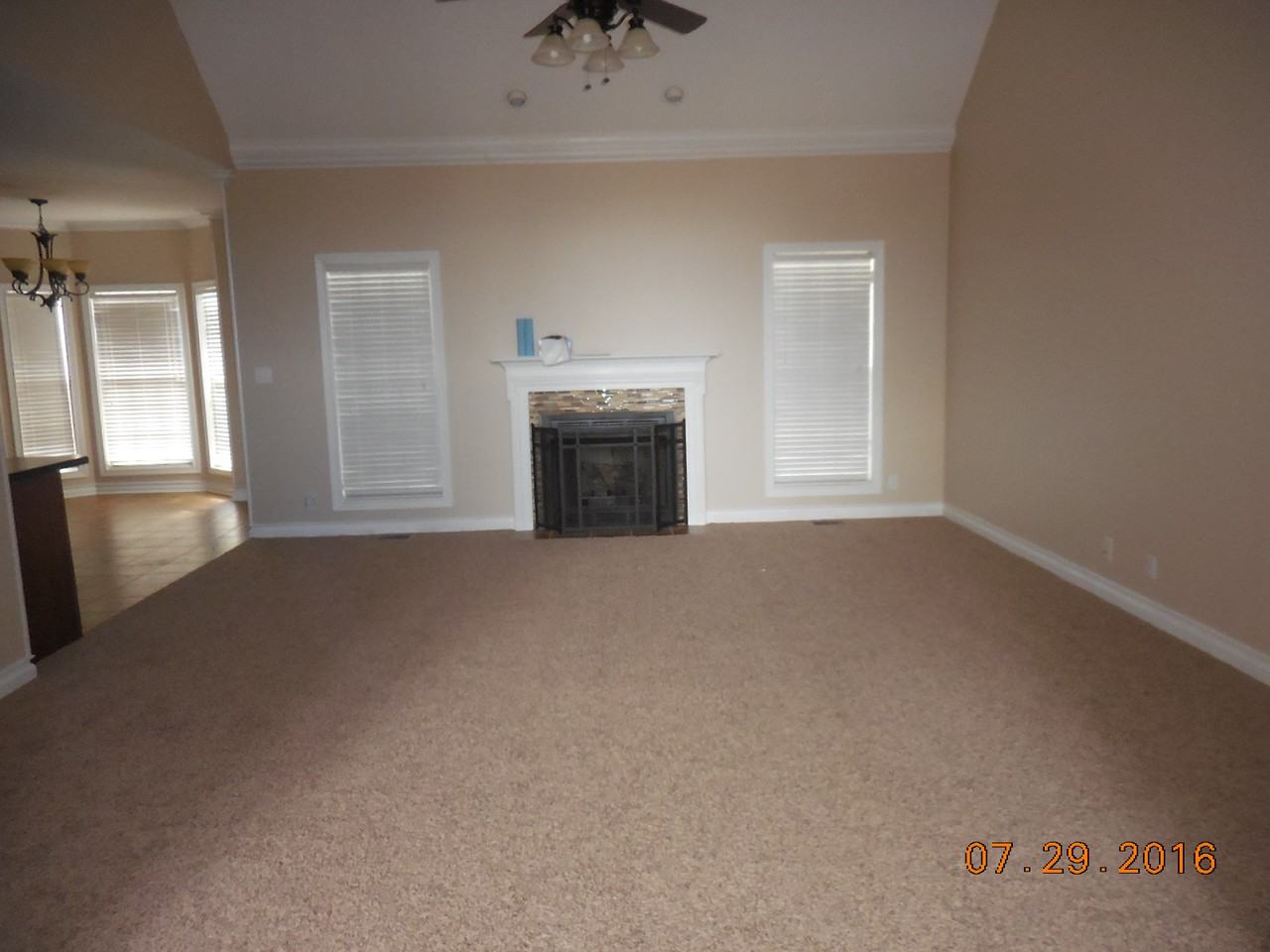 426 Treemont Drive - Photo 3 of 9