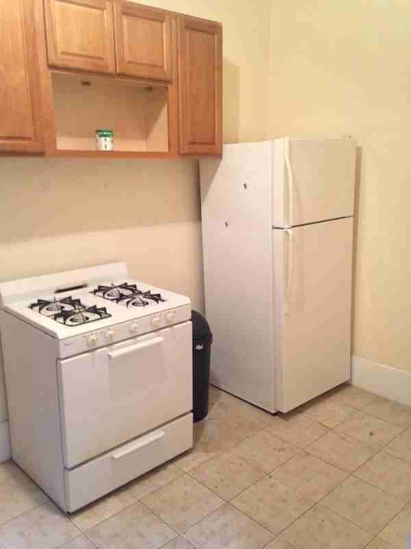 1226 Lincoln Place #b6