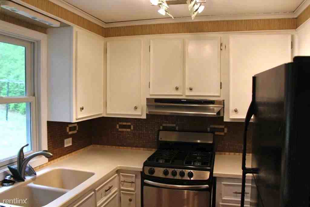 38 Williams Ave - Photo 3 of 10