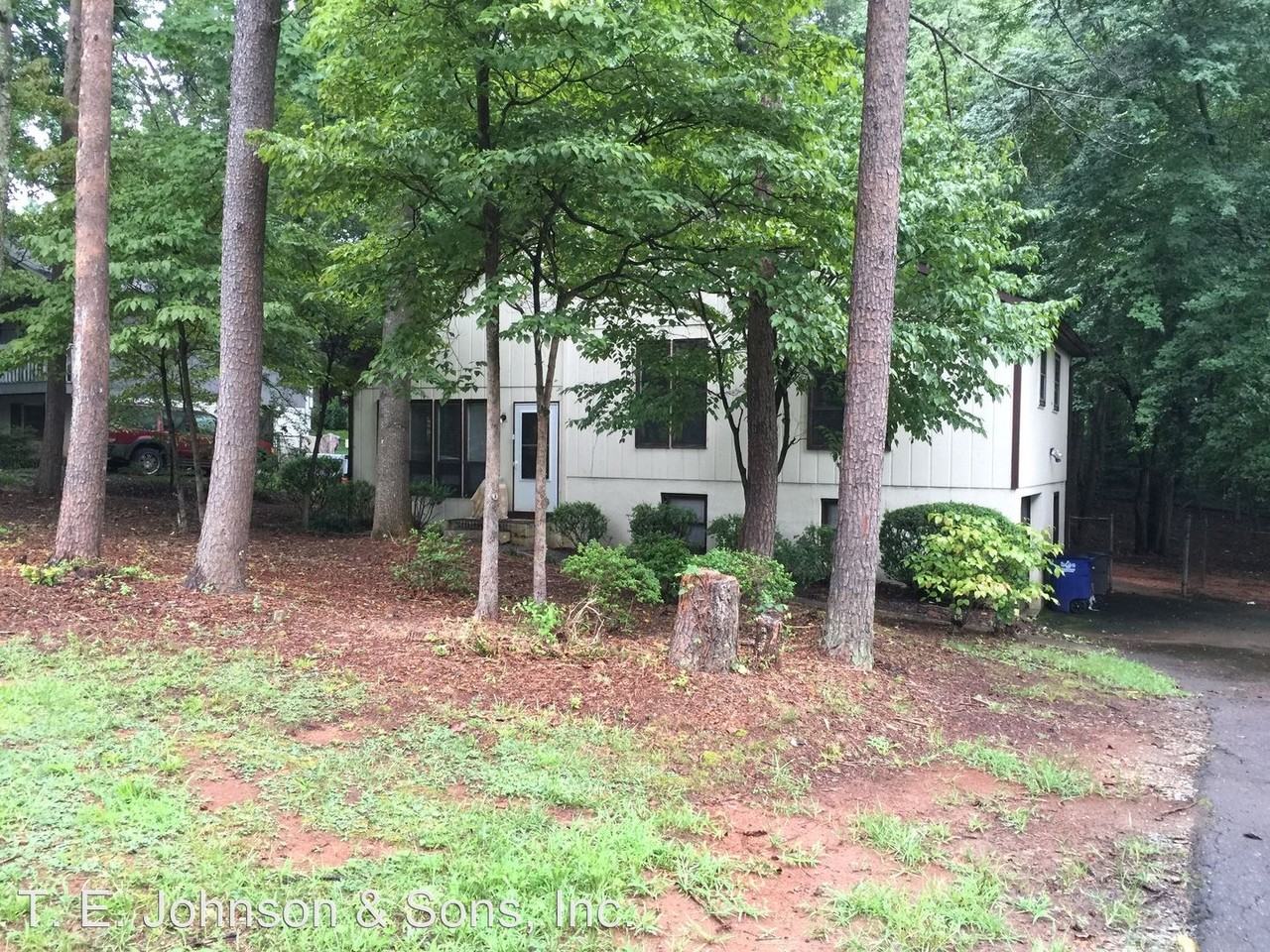 1262 Millerwood Dr - Photo 2 of 7