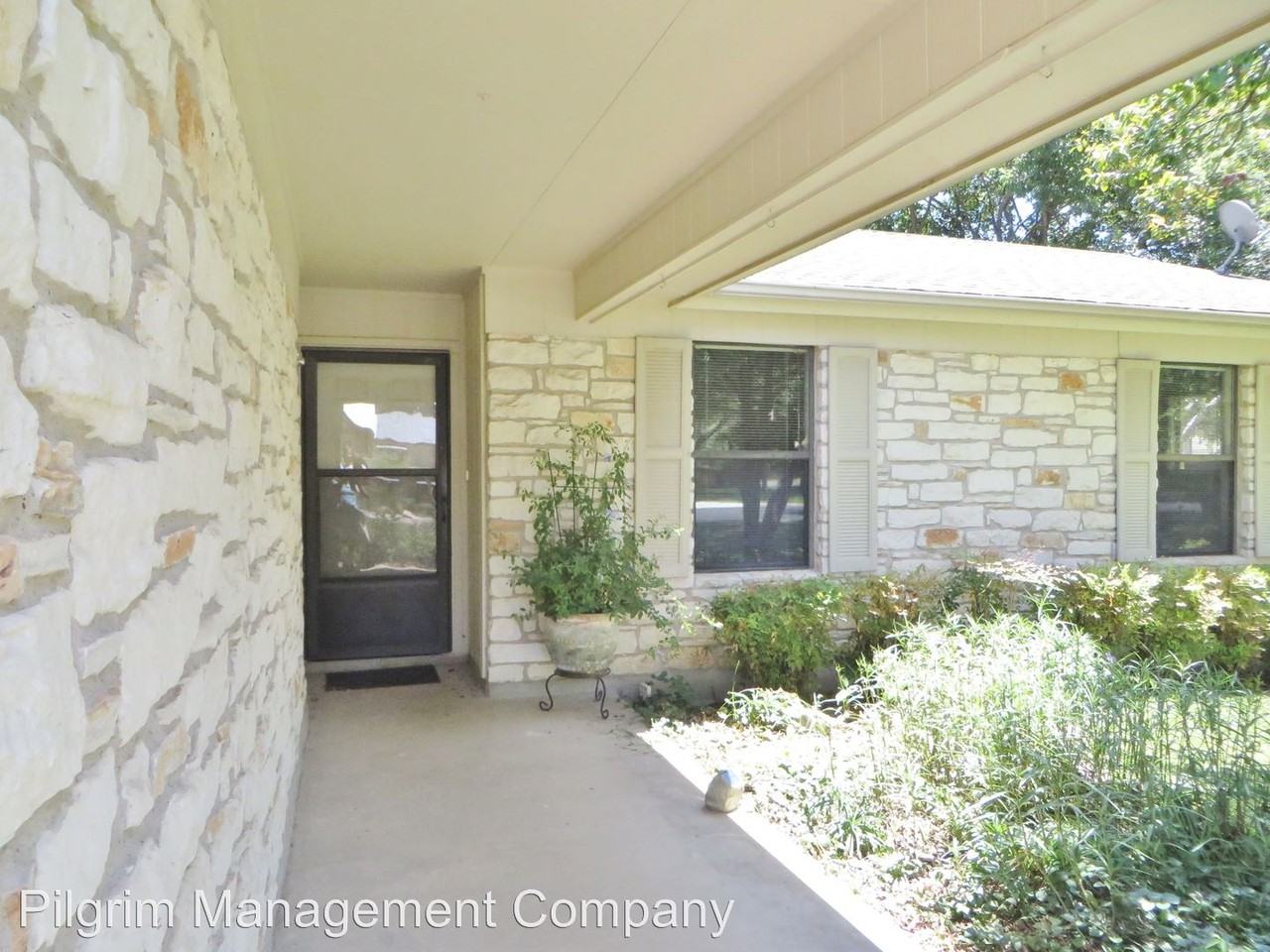 1603 Olive St - Photo 2 of 36