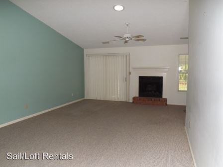 1119 Gilgo Rd - Photo 2 of 10