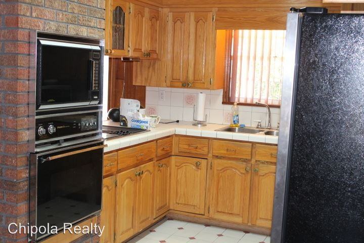 4954 Piano Rd - Photo 3 of 6