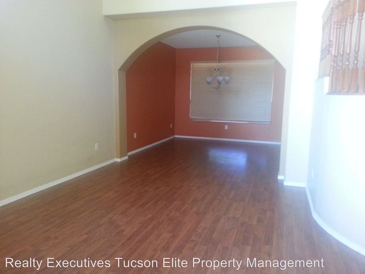 4195 S Amber Rock Ave - Photo 3 of 8