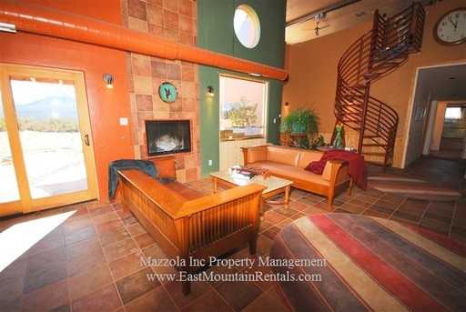 8 Via Entrada - Photo 3 of 14