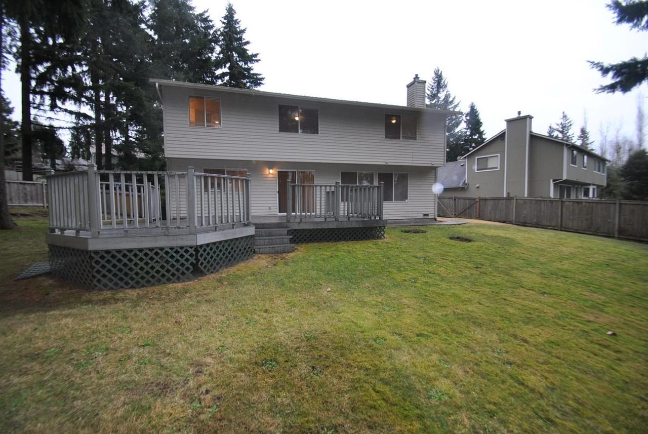 20211 111th St Ct E - Photo 2 of 14