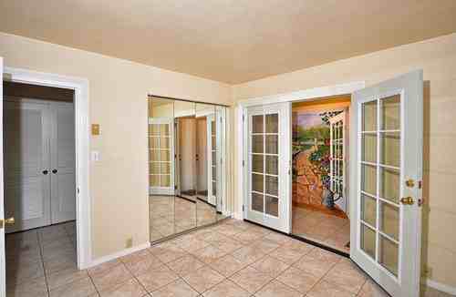 1005 Porteno Ct - Photo 3 of 14