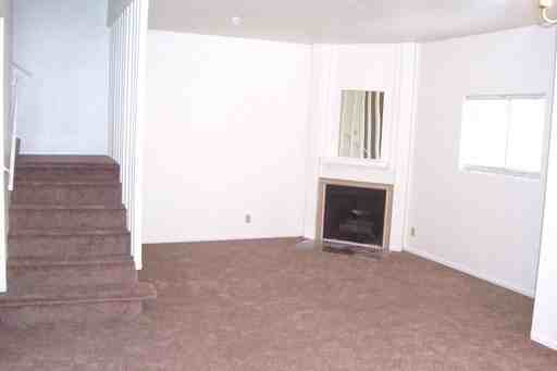 6440 Balboa Blvd #3 - Photo 3 of 8