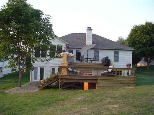 21122 Floralwood Dr - Photo 2 of 20