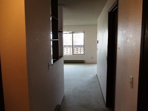 1080 SE City Beach St - Photo 2 of 12
