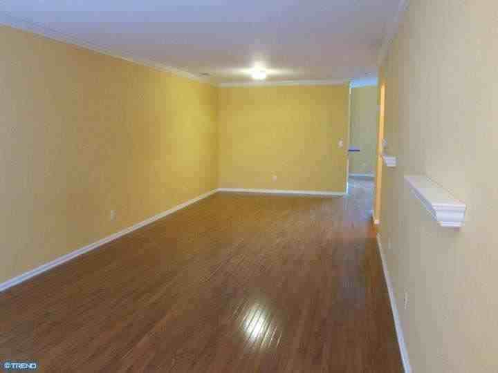 26 Windsor Pond Rd - Photo 3 of 15