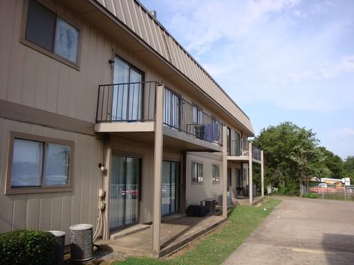 1603 N 6th Ave #103 - Photo 2 of 5