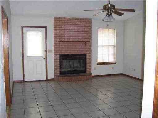 10933 Oak Valley Dr - Photo 3 of 10
