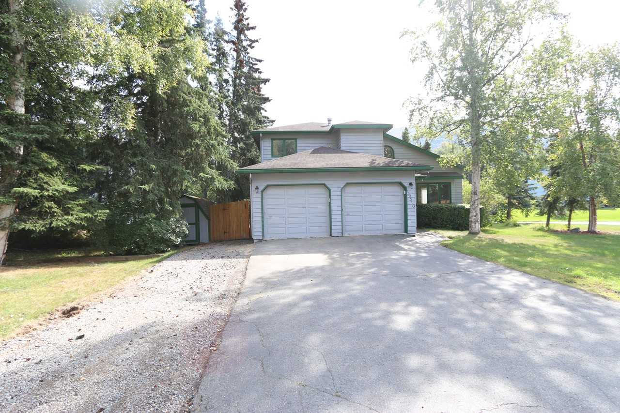 19310 Verdant Cir - Photo 2 of 8