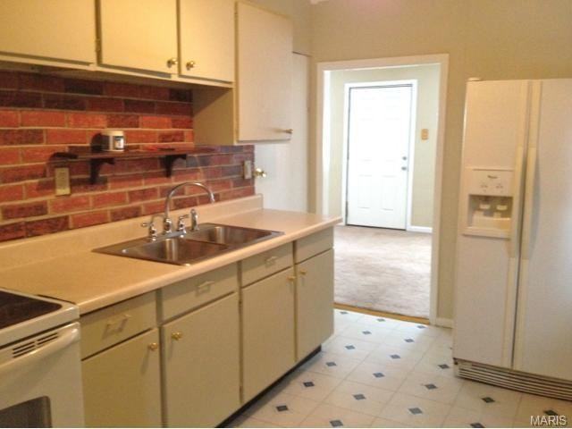 8817 Ivy Ave - Photo 2 of 11