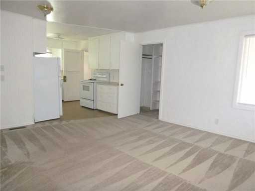 535 Westend Pl S - Photo 3 of 12