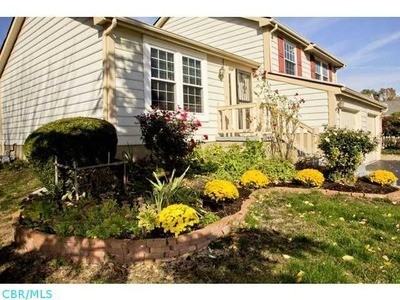 7857 Cobdon Ave - Photo 2 of 23