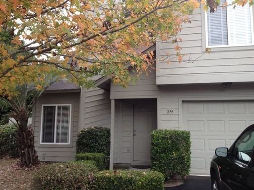 29 Maplecrest Dr - Photo 2 of 18