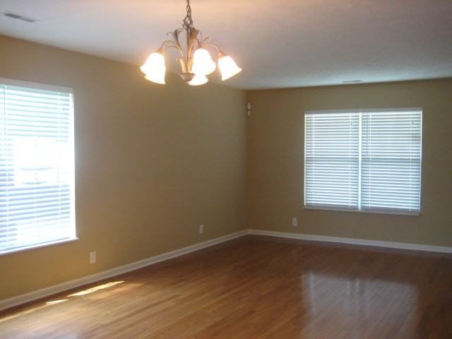 3128 Hidden Creek Dr - Photo 3 of 11