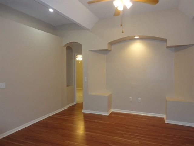 2912 Folklore Dr - Photo 3 of 15