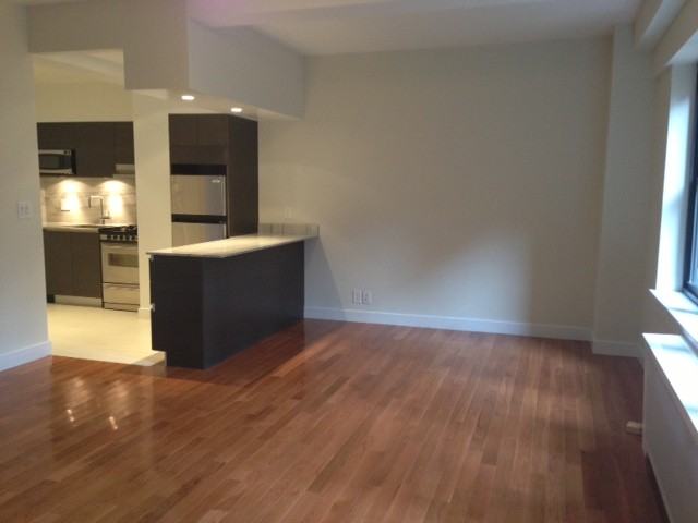 400 East 57th Street - Photo 2 of 4